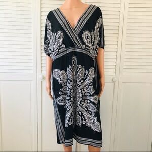 2/$50 NY COLLECTION Black White V-Neck Short Sleeve Dress Size 3X